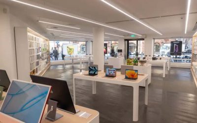 Idag öppnar mStore sin nya butik som designats av Apple i Cupertino