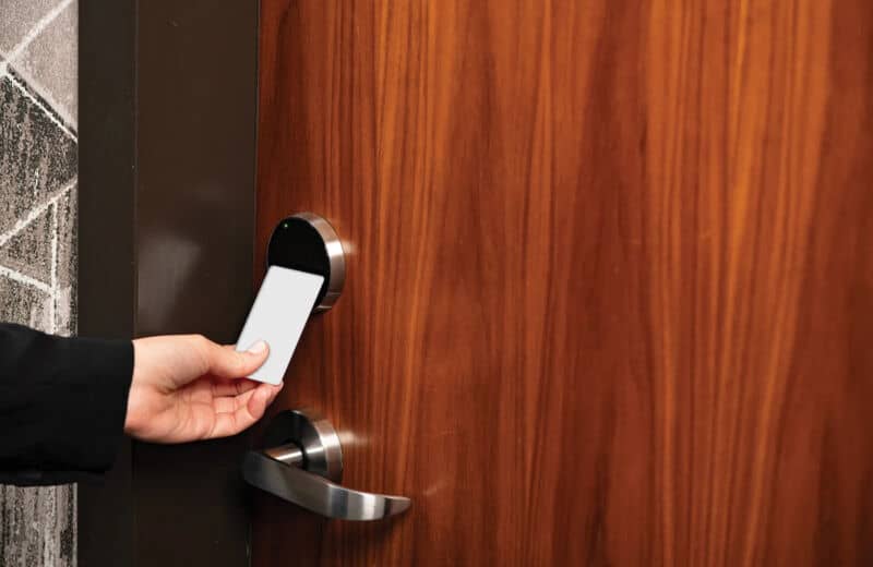 Hackers can unlock over 3 million hotel doors in seconds