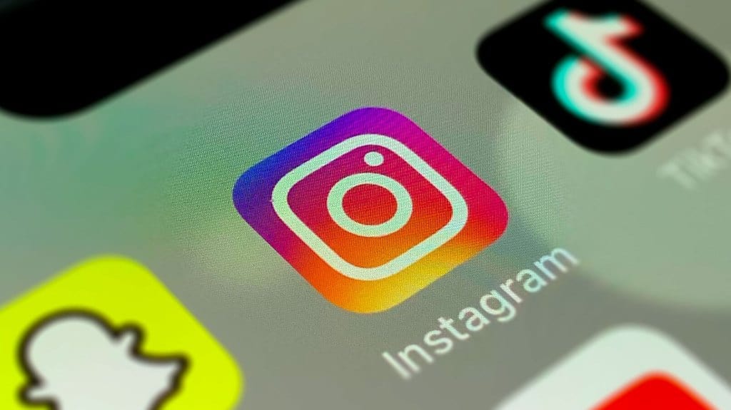 Instagram inför ungdomskonton för alla användare under 18 år